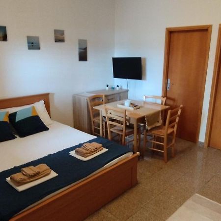 Apartmani Izvor Pag Town Εξωτερικό φωτογραφία